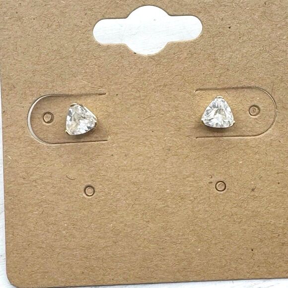 14k Yellow Gold Triangular Stud Earrings CZ Cubic Zirconia Classic Minimalist - Picture 1 of 16